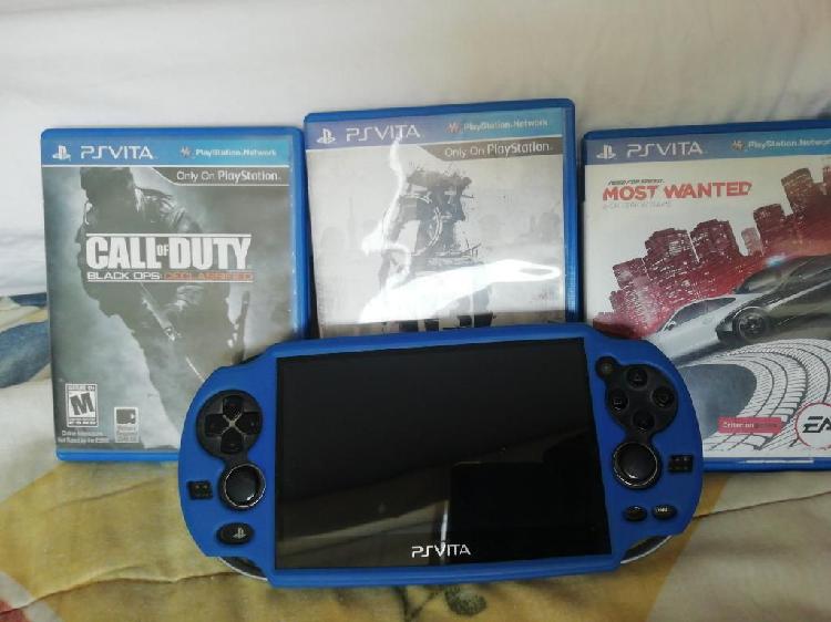 Ps Vita con 3 Juegos Físicos Y 2digitale