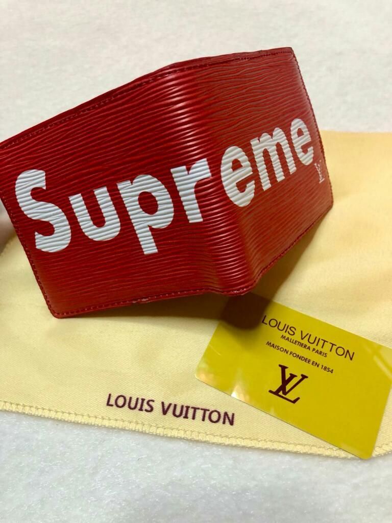 Billetera Supreme de Louis Vuitton
