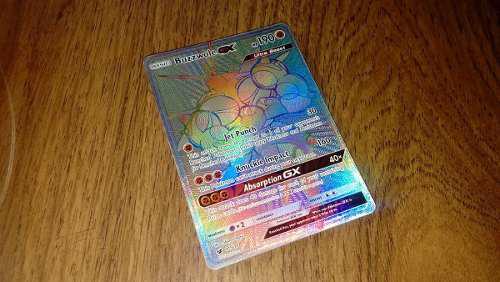 Pokemon Trading Card Carta Gx Buzzwole
