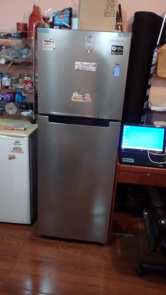 REMATO REFRIGERADORA SAMSUNG COMO NUEVA