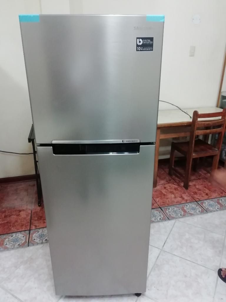 Vendo Refrigeradora Semi Nueva