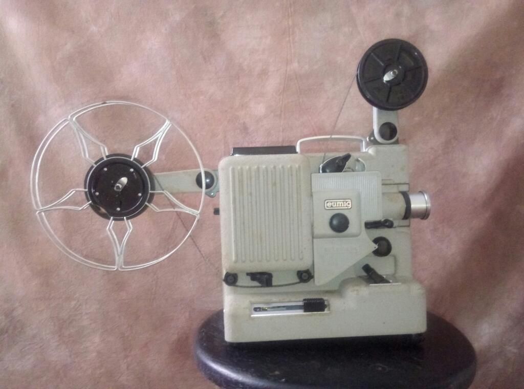 Vendo Proyector 8mm