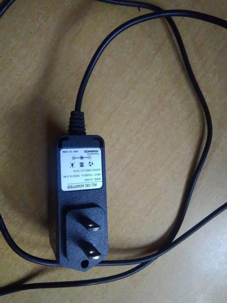 Cargador Universal 5v 2.0 Amp Nuevo A 2 Soles