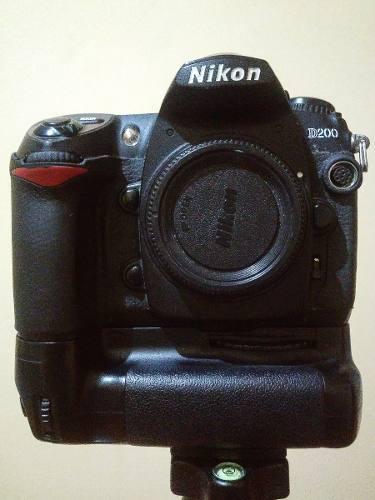 Nikon D200 Camara + Battery Grip + Accesorios Oferta!