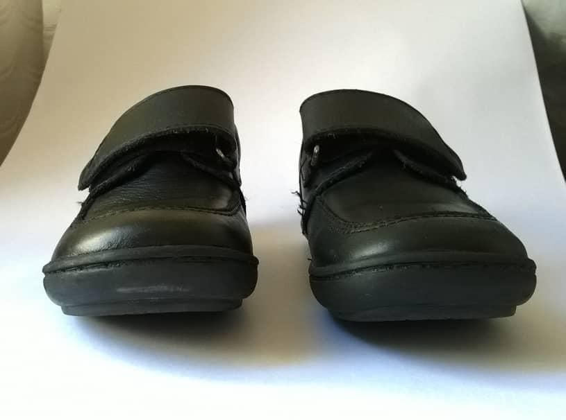 Zapatos escolares negros para Niño. Talla 30 (talla