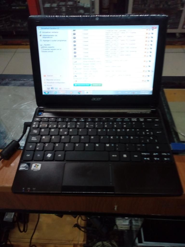 Vendo Mini Laptop Acer Atom 2gb 250gb