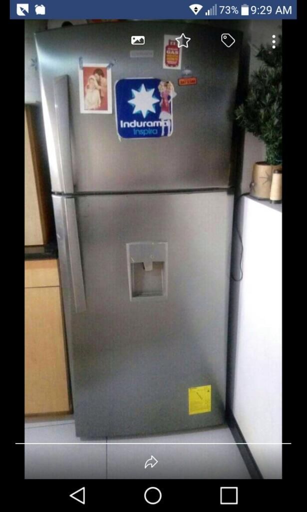 Refrigeradora Indurama...