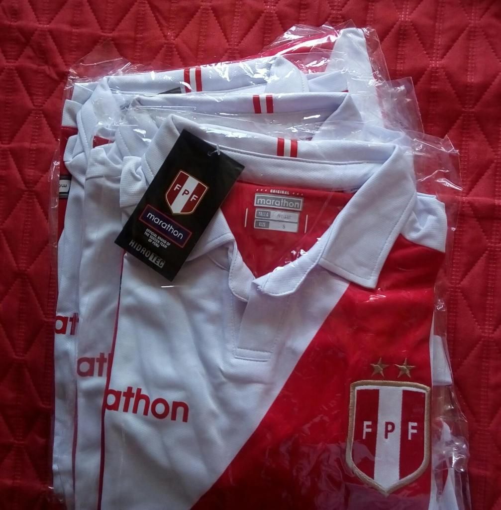 Camiseta Per modelo 