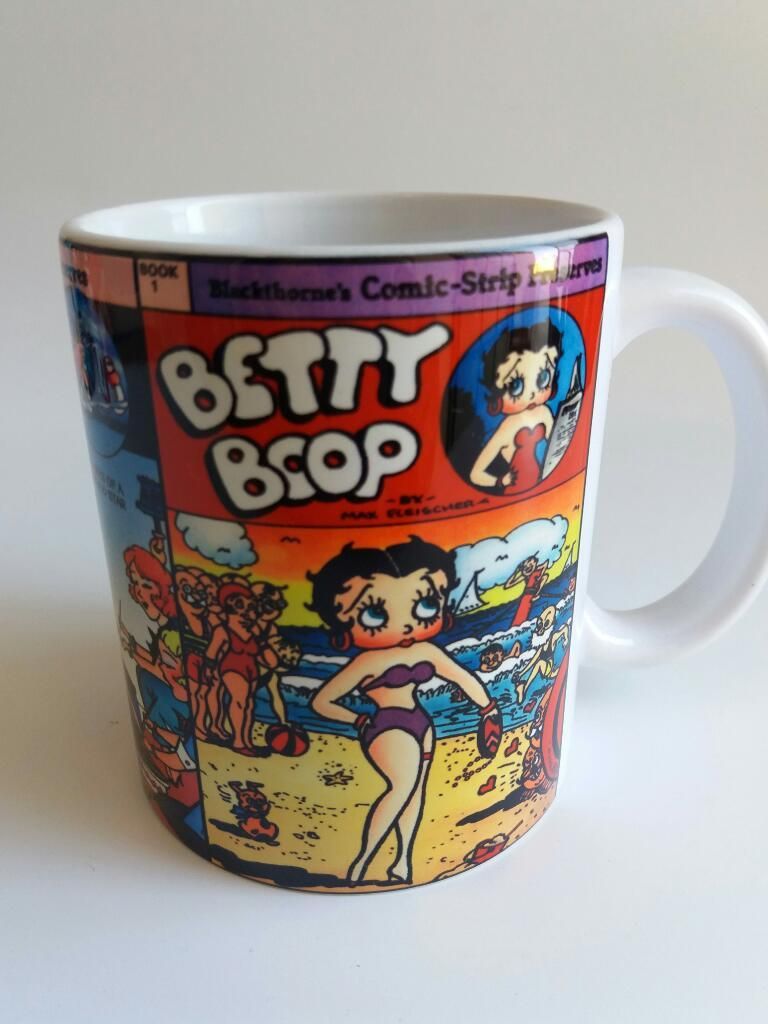 Taza 11oz Betty Boop