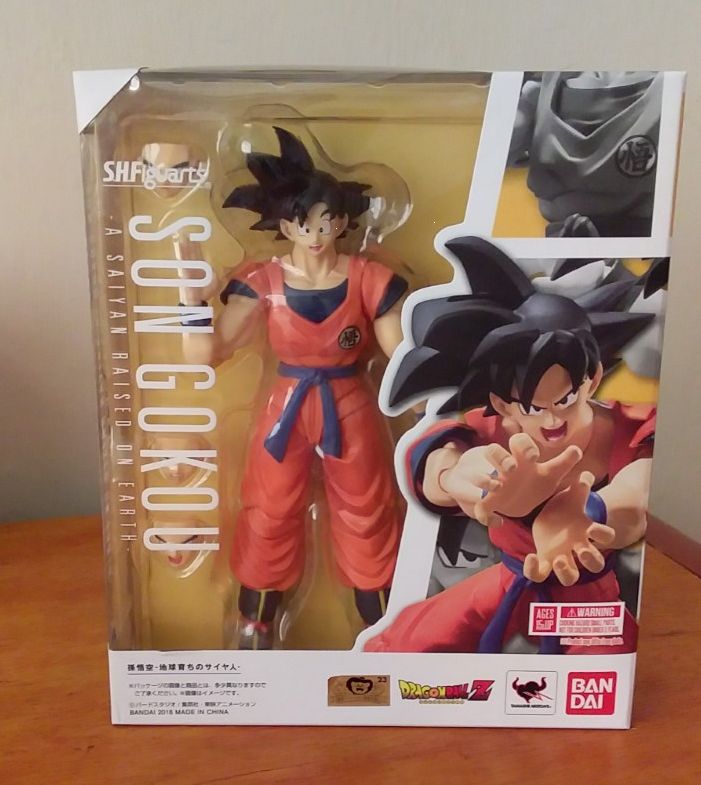 Gokú S.H. Figuarts Saiyajin críado en la Tierra. Original