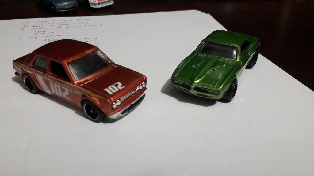 Hot Wheels Datsun Blue Bird Y Pontiac