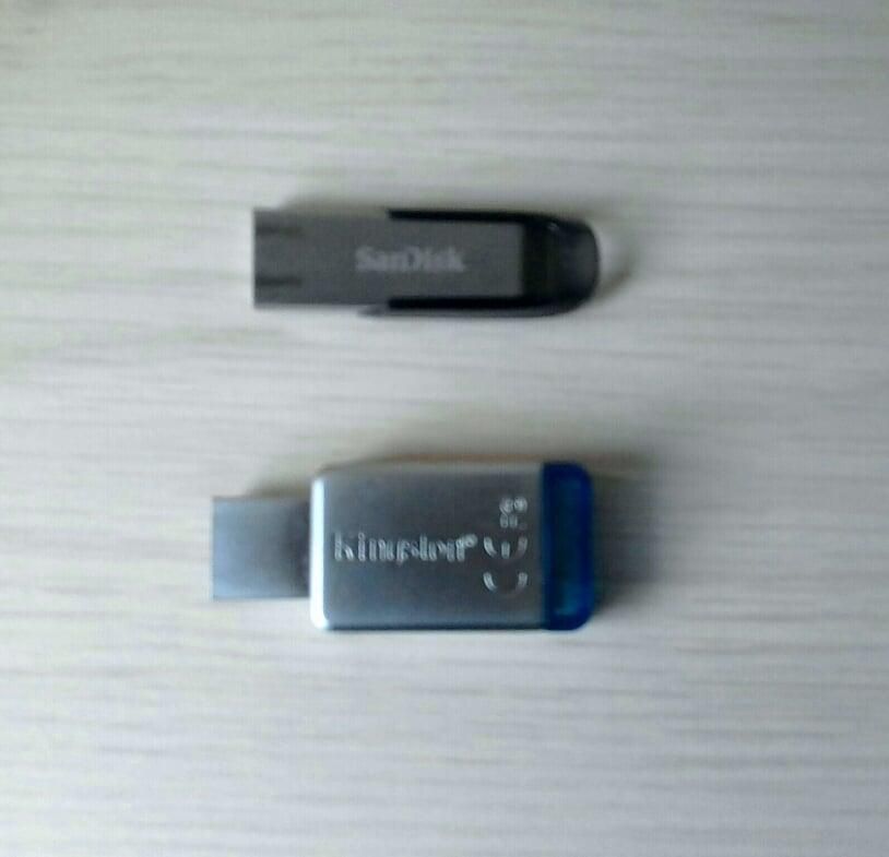 REMATO 2 USBS DE 64 GB POR S/ 80