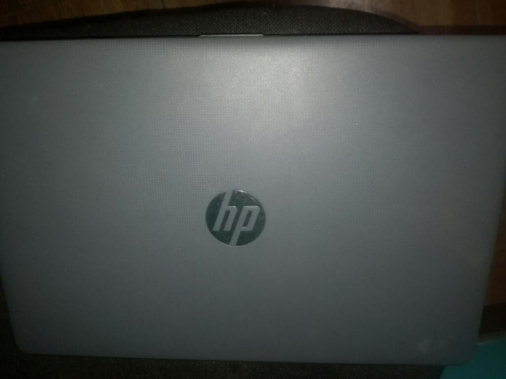 Vendo Laptop Hp Core I3 6ta Generacion