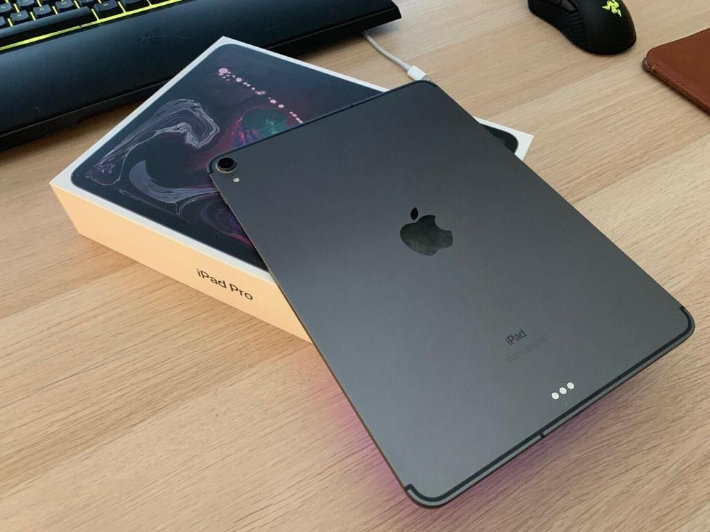 Air space gray. IPAD Pro 2020 64 GB. IPAD Pro 11 2018 128gb. IPAD Pro 2022 авито. IPAD Pro 2020 Space Grey.