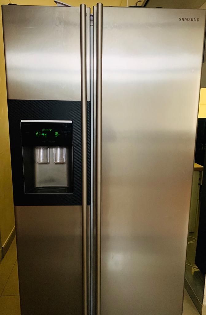 Vendo por Viaje Refrijeradora Samsung