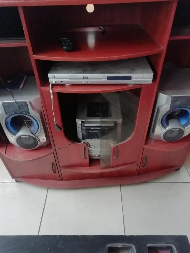 VENDO EQUIPO DE SONIDO AIWA