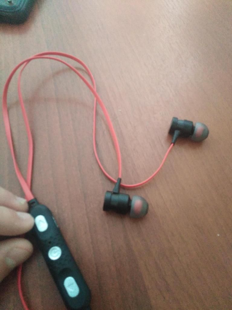 Audfonos Bluetooth 10 de 10