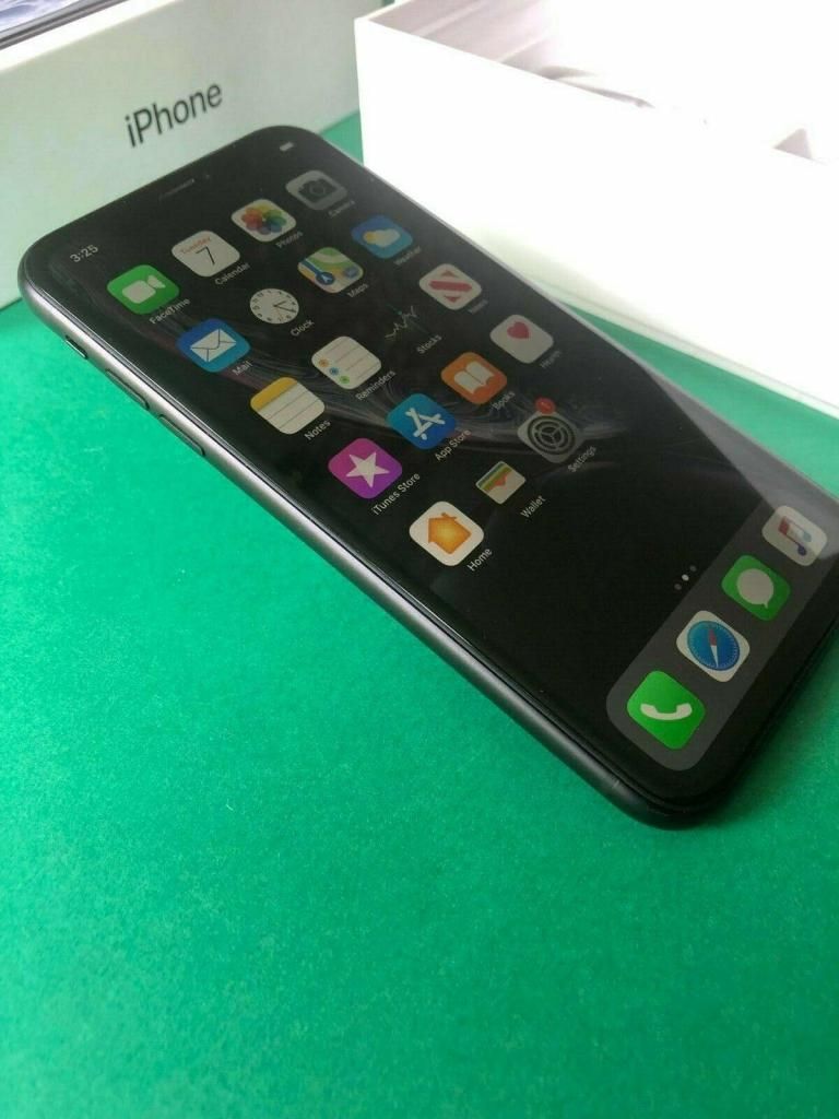 iPhone XR - 64GB - Negro Semi - Batería al 100