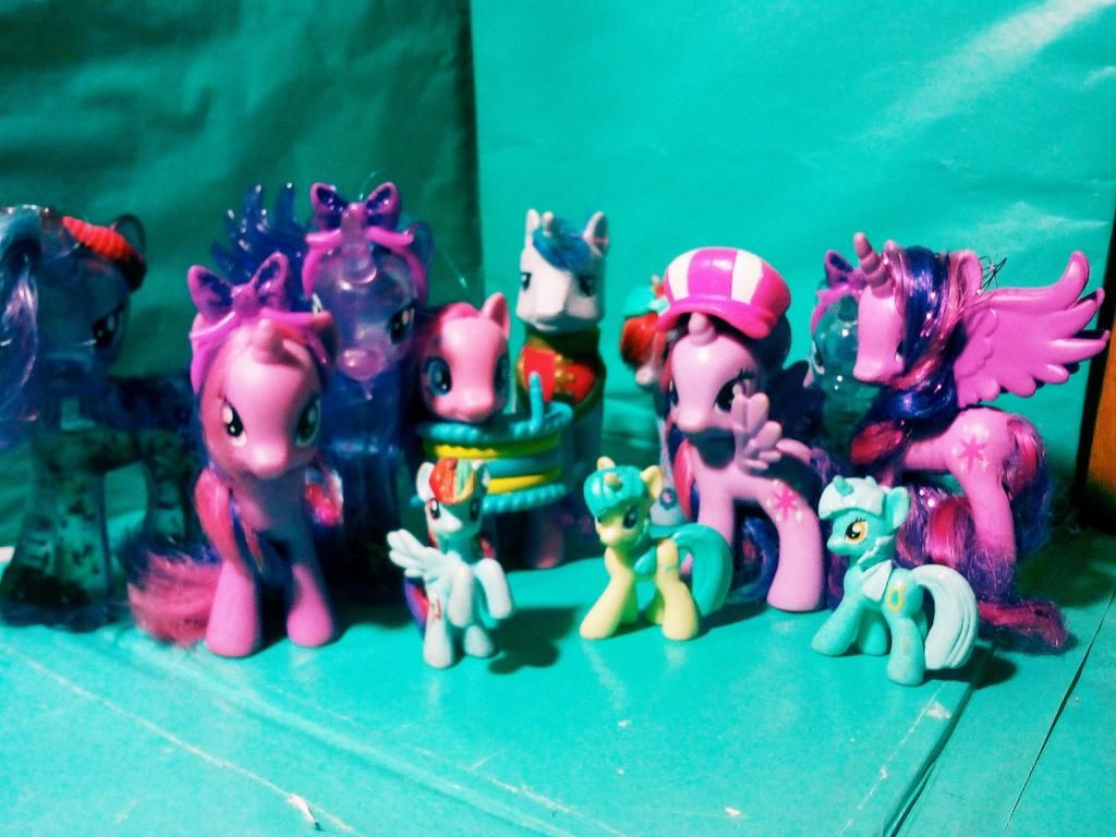 Vendo my little ponys