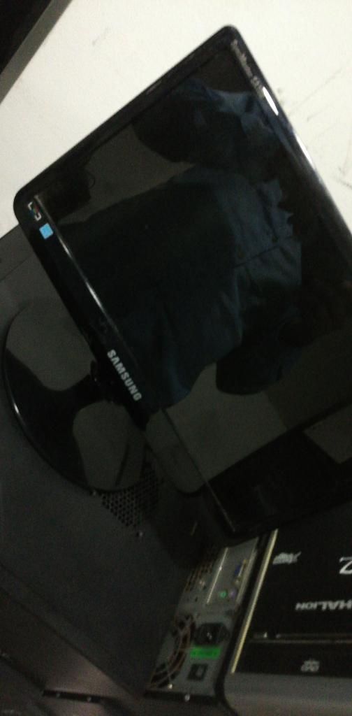 Monitor Samsung Led de 16''