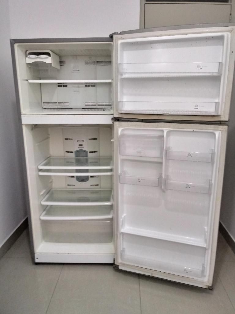 Refrigeradora Indurama por Reparar