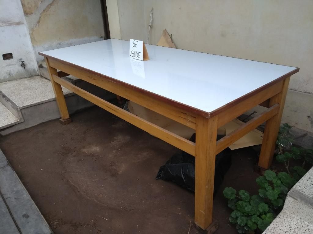 Vendo Mesa de Madera