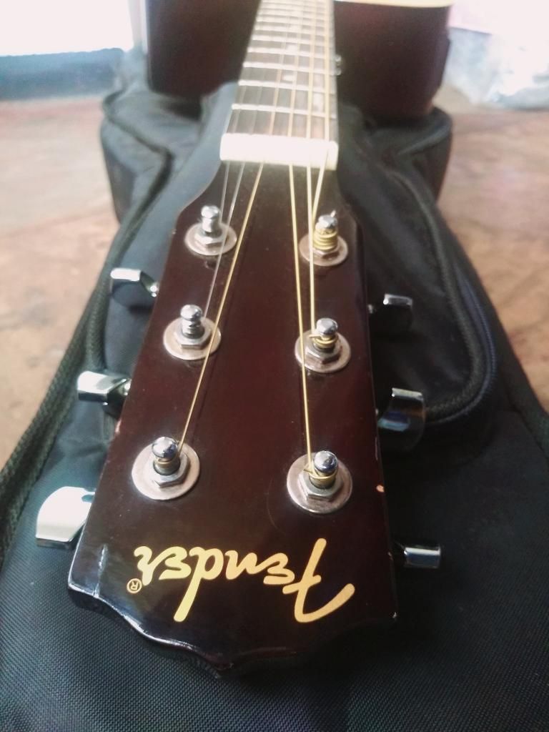 Fender Guitarra Electroacústica Fa-100