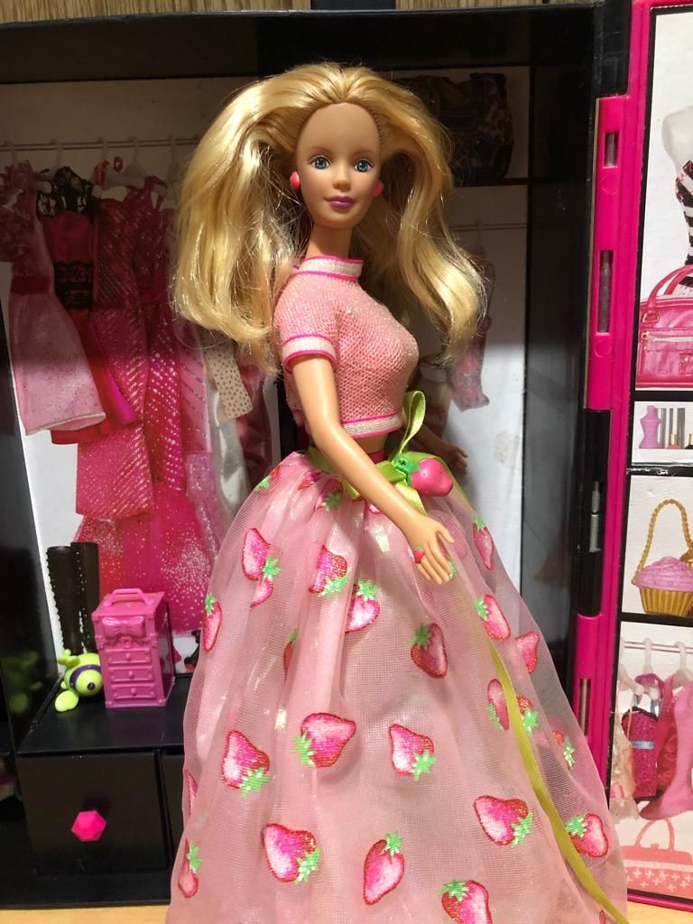Muñeca Barbie Strawberry de Los 90