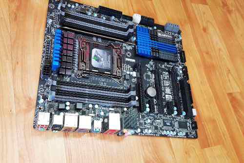 Gigabyte Ga-x79-ud5 Lga 2011 Intel X79 Sata 6gb/s Usb 3.0