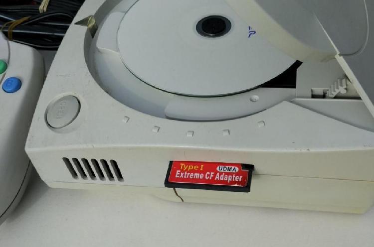 Sega Dreamcast G1ATA con 50 juegos