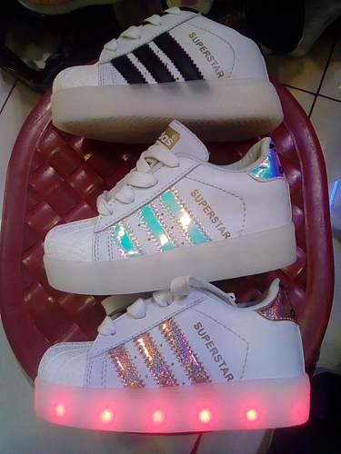 Zapatillas Led Con Control 7 Luces Recargables 21 Al 32