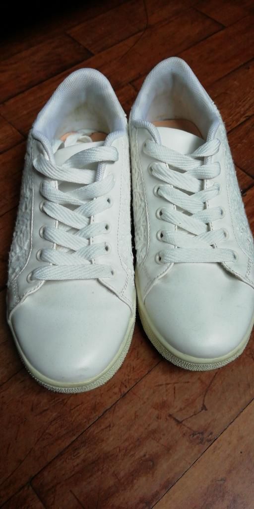 Zapatillas Blancas