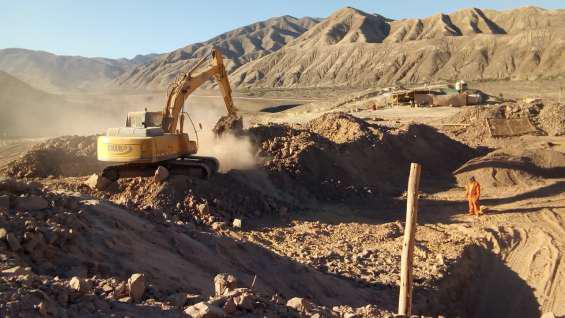 Alquiler de excavadora sobre oruga en Lima
