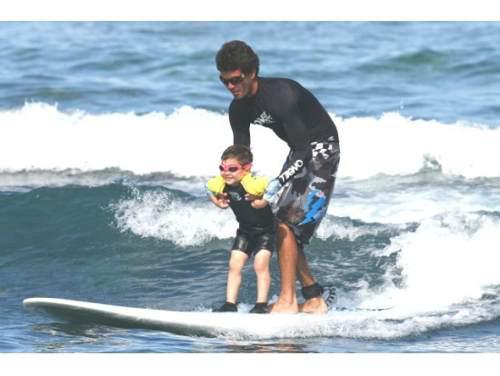 Paseo En Tabla De Surf Para Niños Y Niñas...bambucha !!!!!