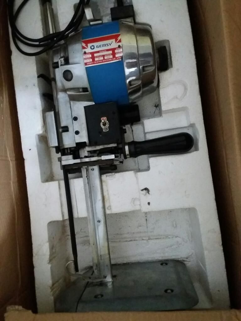 Vendo Maquina Cortadora Industrial