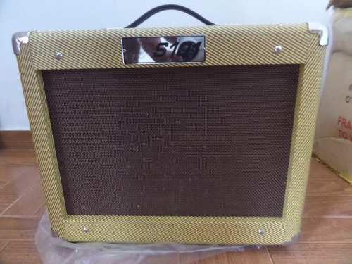 Amplificador Para Bajo Marca S101/sev 25b Importado De Usa S