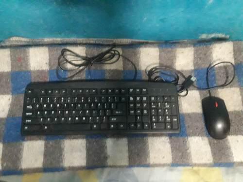 Teclado Y Mause Bien Conservado