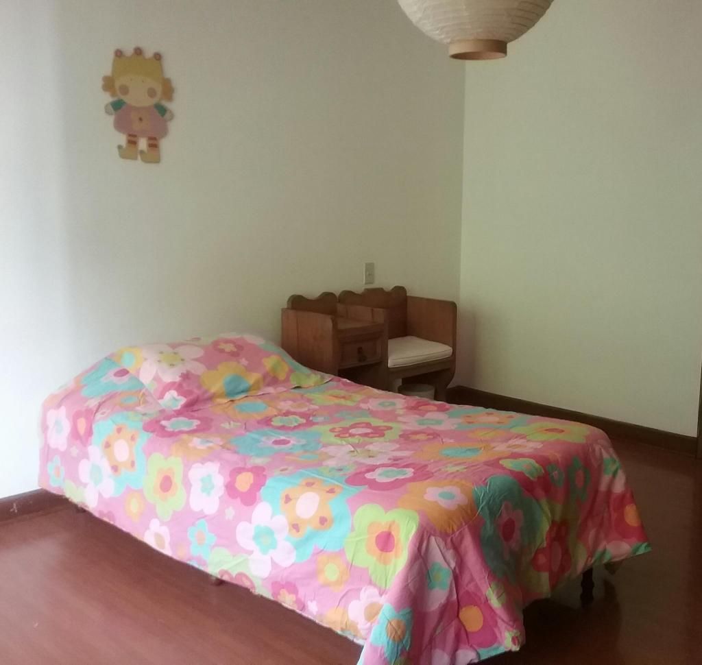 VENDO CAMA PLAZA Y MEDIA