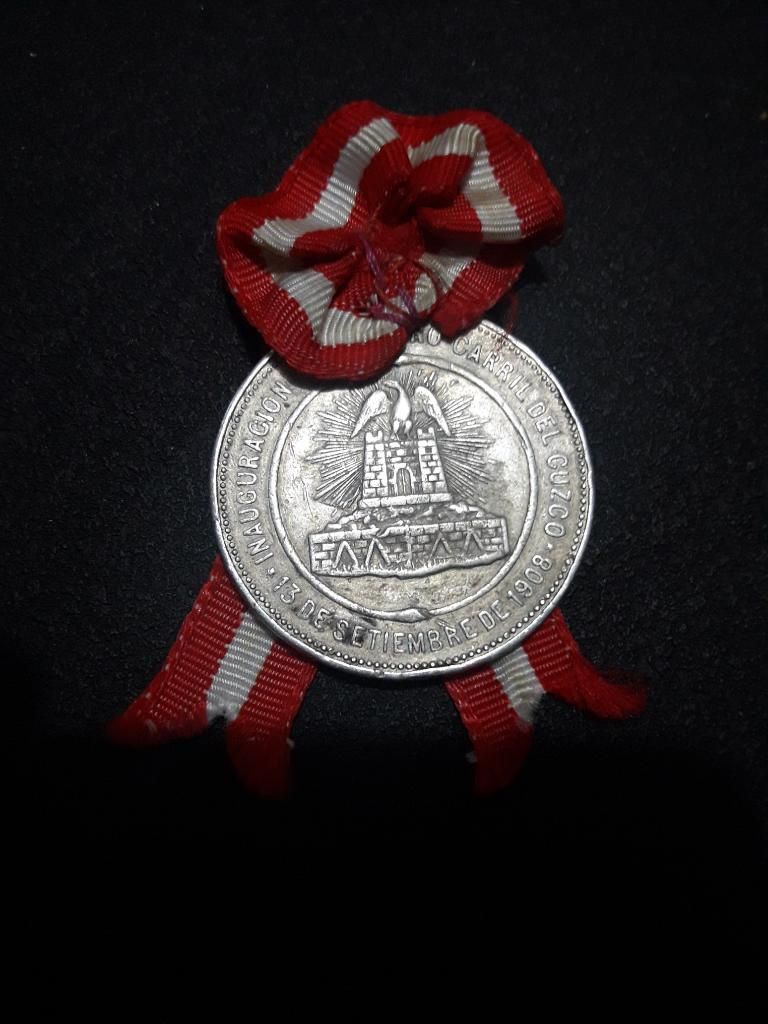 Medalla de Plata Ferrocarril Cusco 