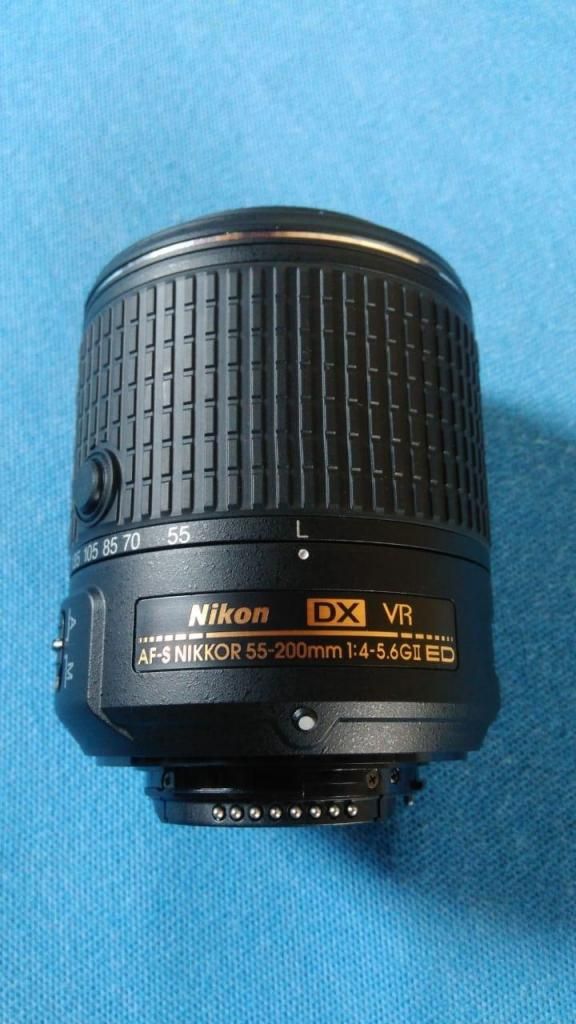Nikon  VERSION II a 450 soles