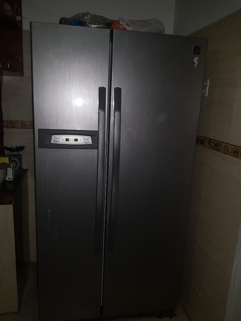 Refrigeradora Daewoo Dos Puertas