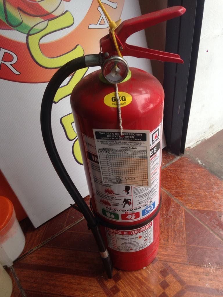 Extintor Extinguidor Pqs Tipo Abc 6 kg Casa Negocio