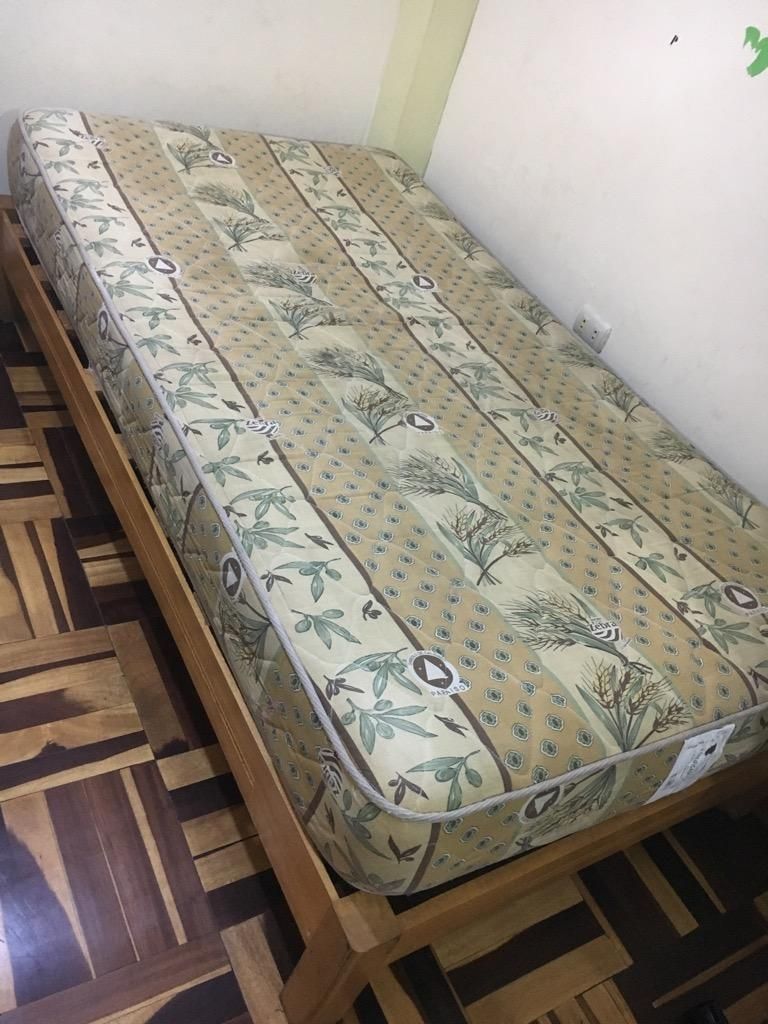 Remato Cama 1/5Plaza,Colchon y Base