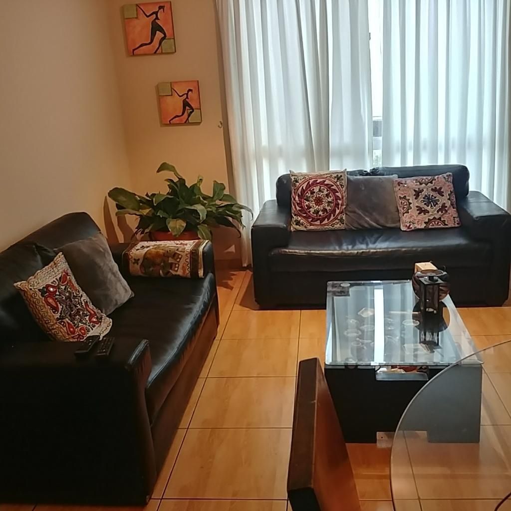 Venta de Dos Muebles Cuero Ecologico