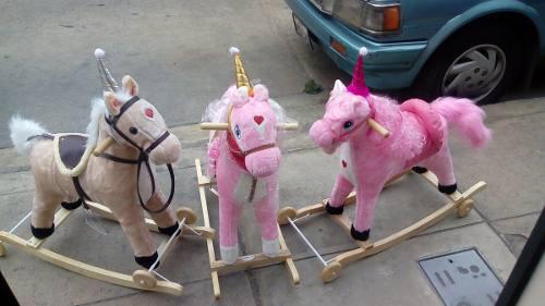 Pony Unicornios Cantantes Caballitos Import Niños Mecedora