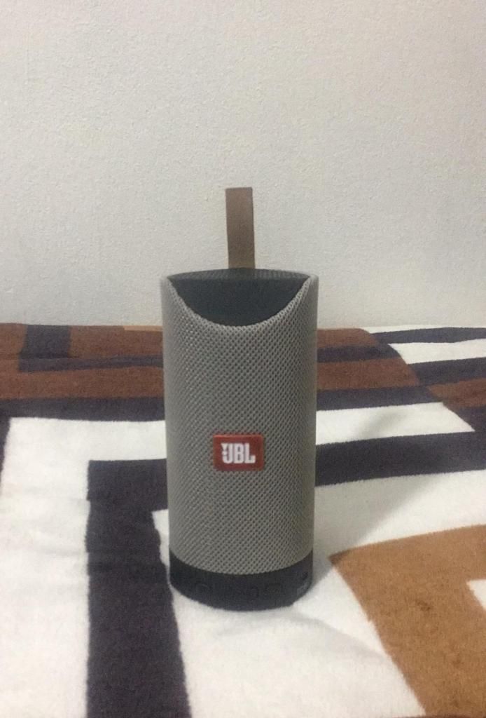 Parlante Jbl