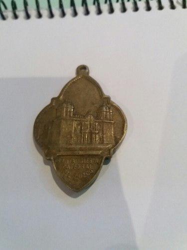 Antigua Medalla De La Catedral Del Cusco.