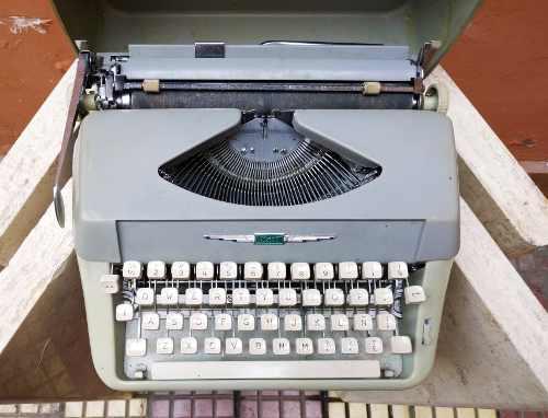 Maquina De Escribir Amaya Operativa