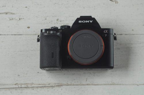 Sony A7 Full Frame 24mp Pro Mirrorless Camera (solo Cuerpo)