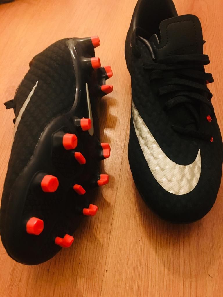 Chimpun nike hypervenom negro